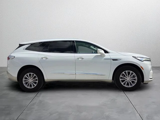 Used 2024 White Buick Essence image 5