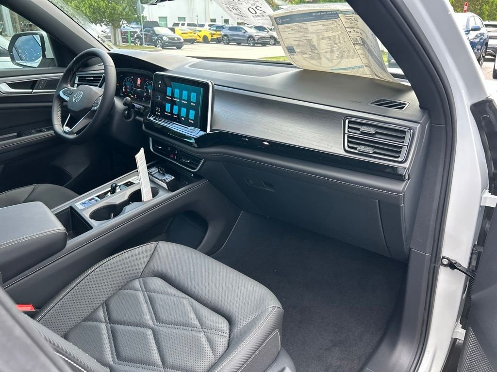 New 2026 White Volkswagen 2.0T SE image 42