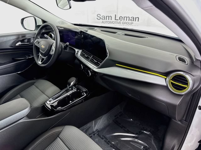 New 2026 Summit White Chevrolet LT image 29