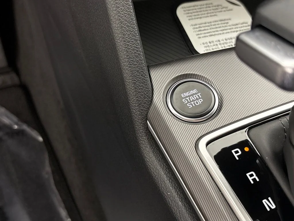 New 2026 Glacial White Pearl Kia EX image 31
