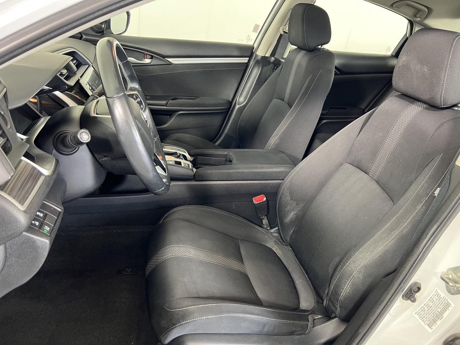 Used 2019 Platinum White Pearl Honda EX image 6