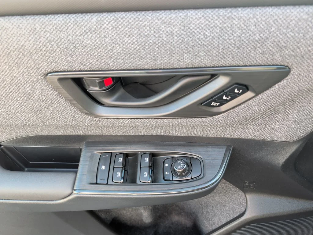 2026 Subaru Outback Limited - Photo 17