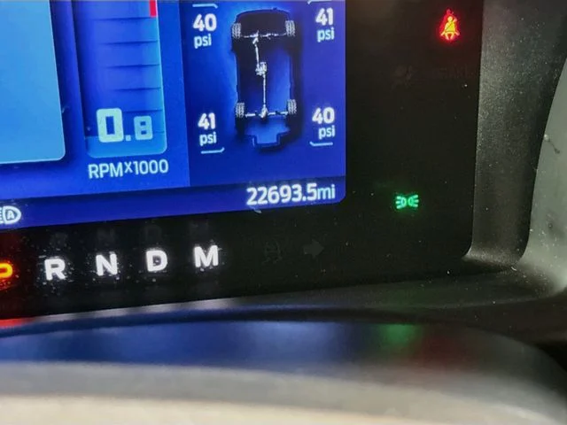 Used 2024 Gray Metallic Ford Black Diamond image 12