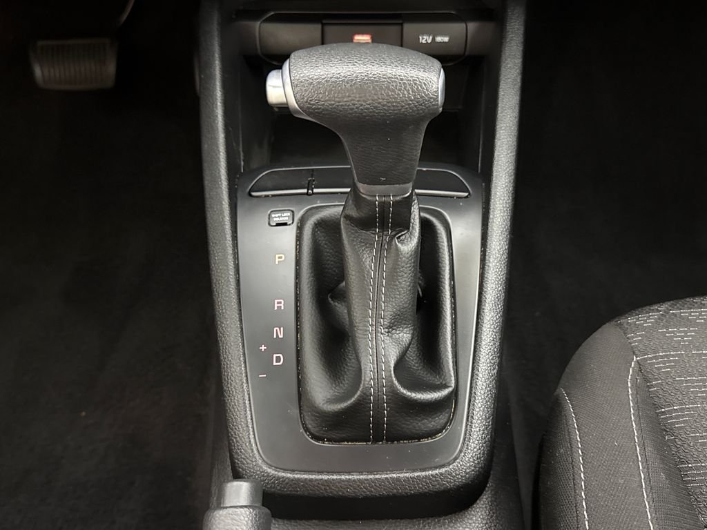2023 Kia Rio LX - Photo 16