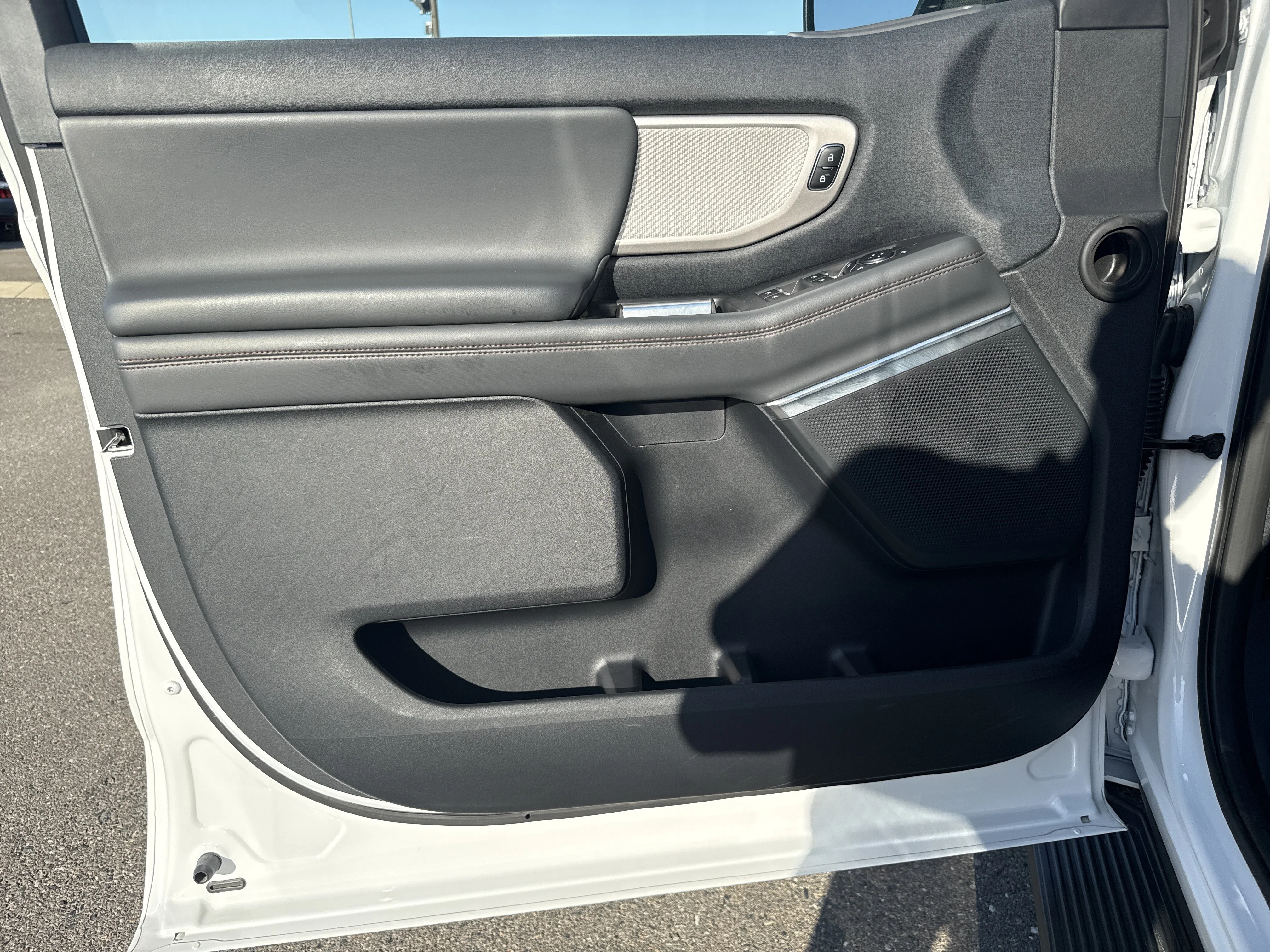 Used 2025 White Ford Active image 11