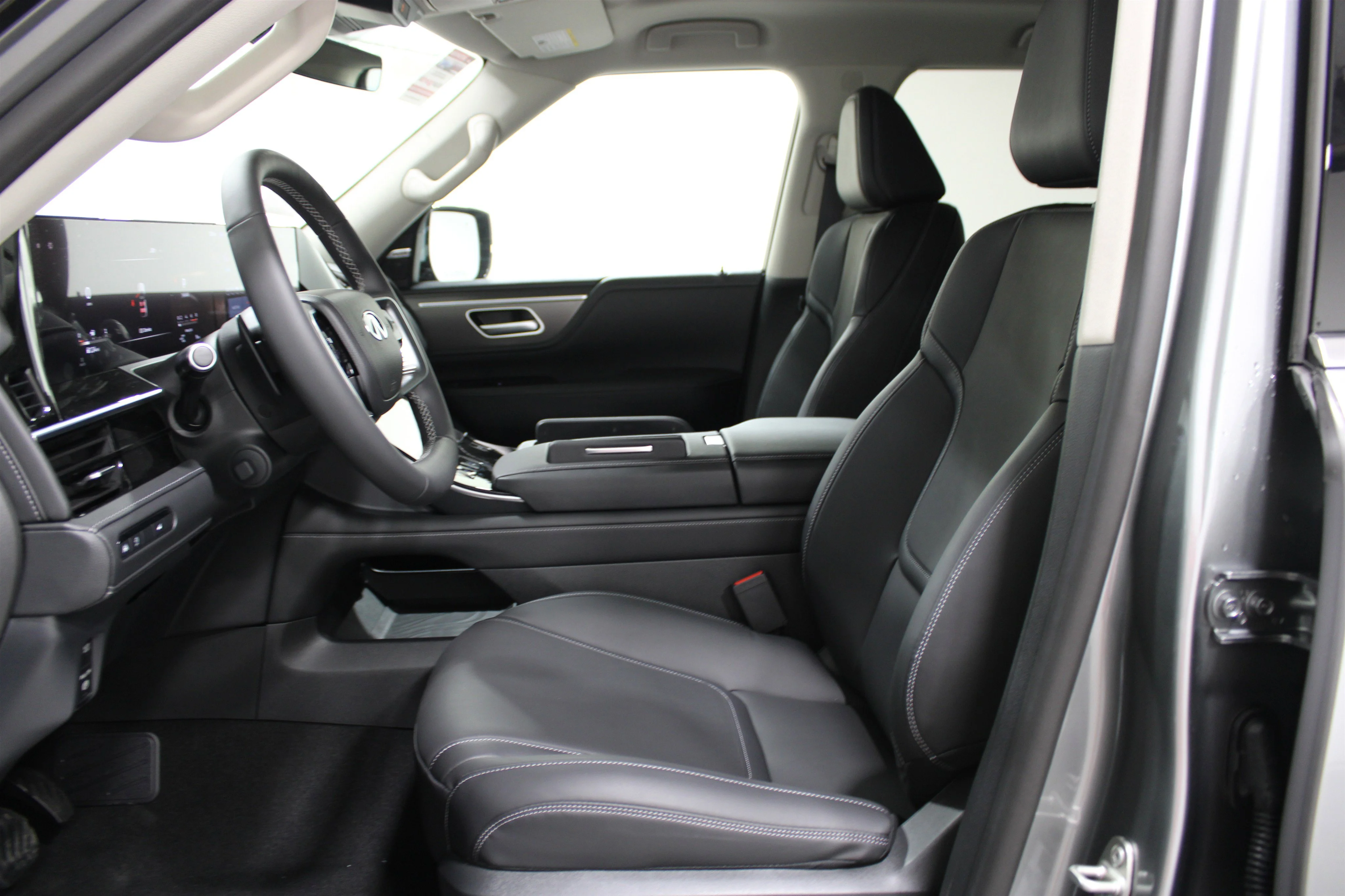 New 2026 DYNAMIC METAL INFINITI Pure 4WD image 3
