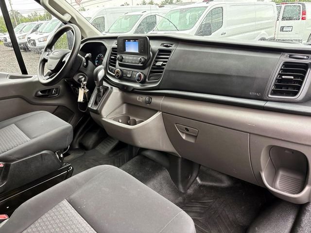 Used 2025 White Ford  image 17