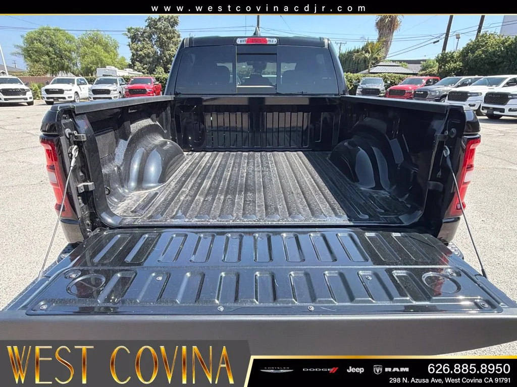 New 2026 Diamond Black Crystal Pearl-Coat Exterior Paint RAM Express image 13