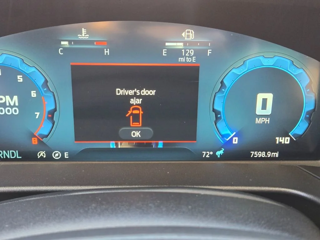 Used 2025 Azure Gray Metall Ford Big Bend image 23