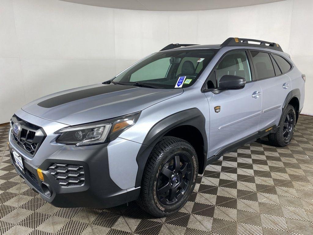 Used 2024 Ice Silver Metallic Subaru Wilderness image 25