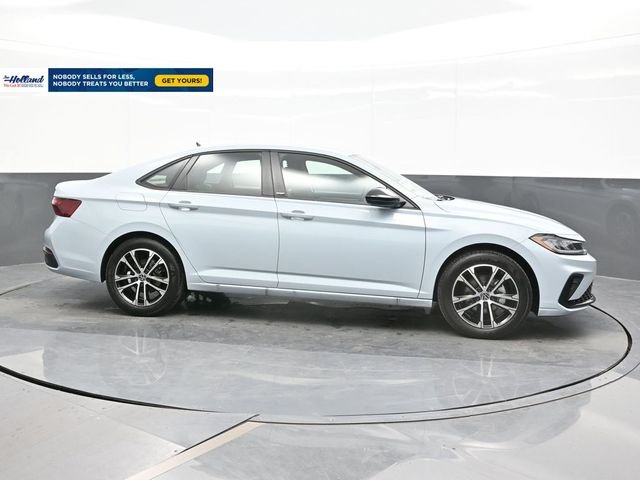 2025 Volkswagen Jetta Sport - Photo 8