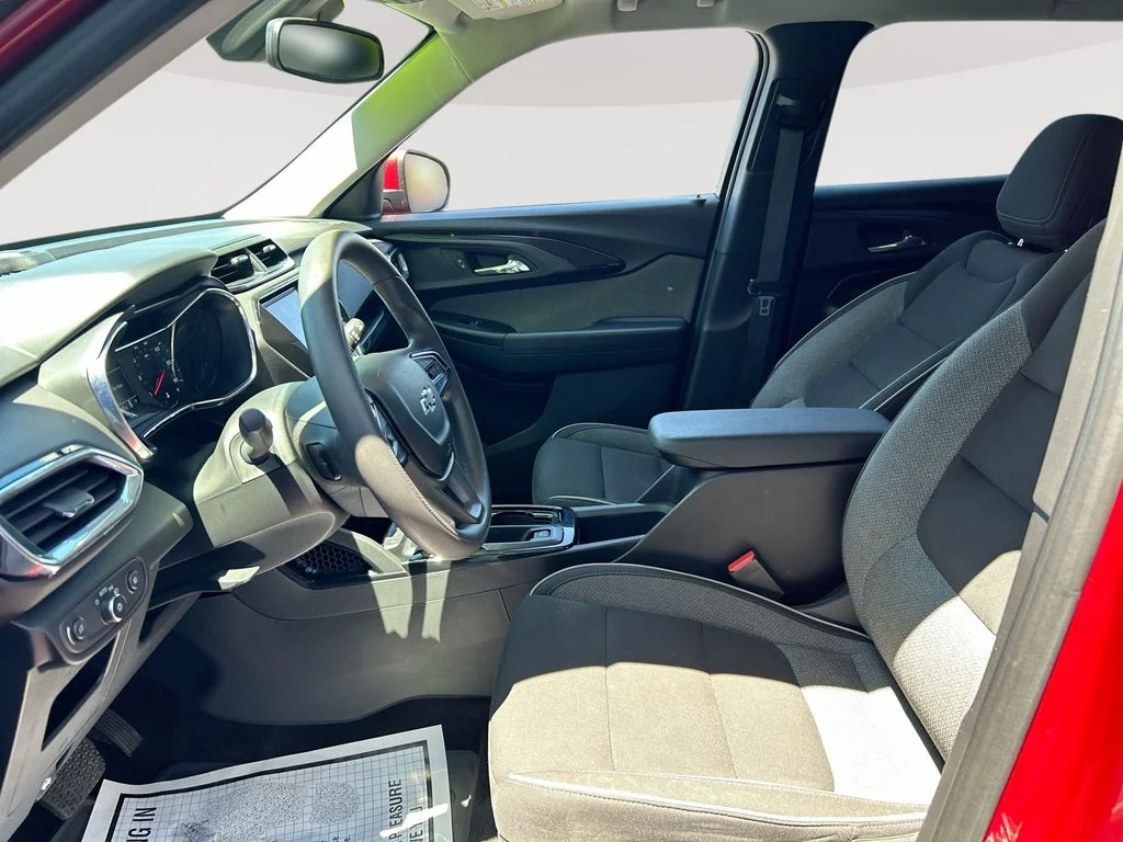 Used 2021 Red Chevrolet LT image 18