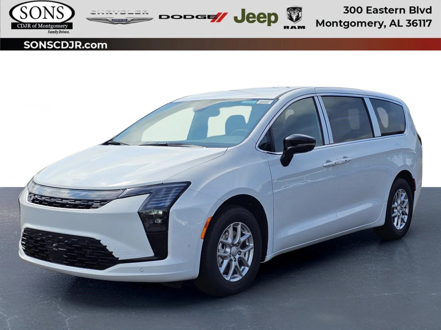 2027 Chrysler Pacifica Select's photo