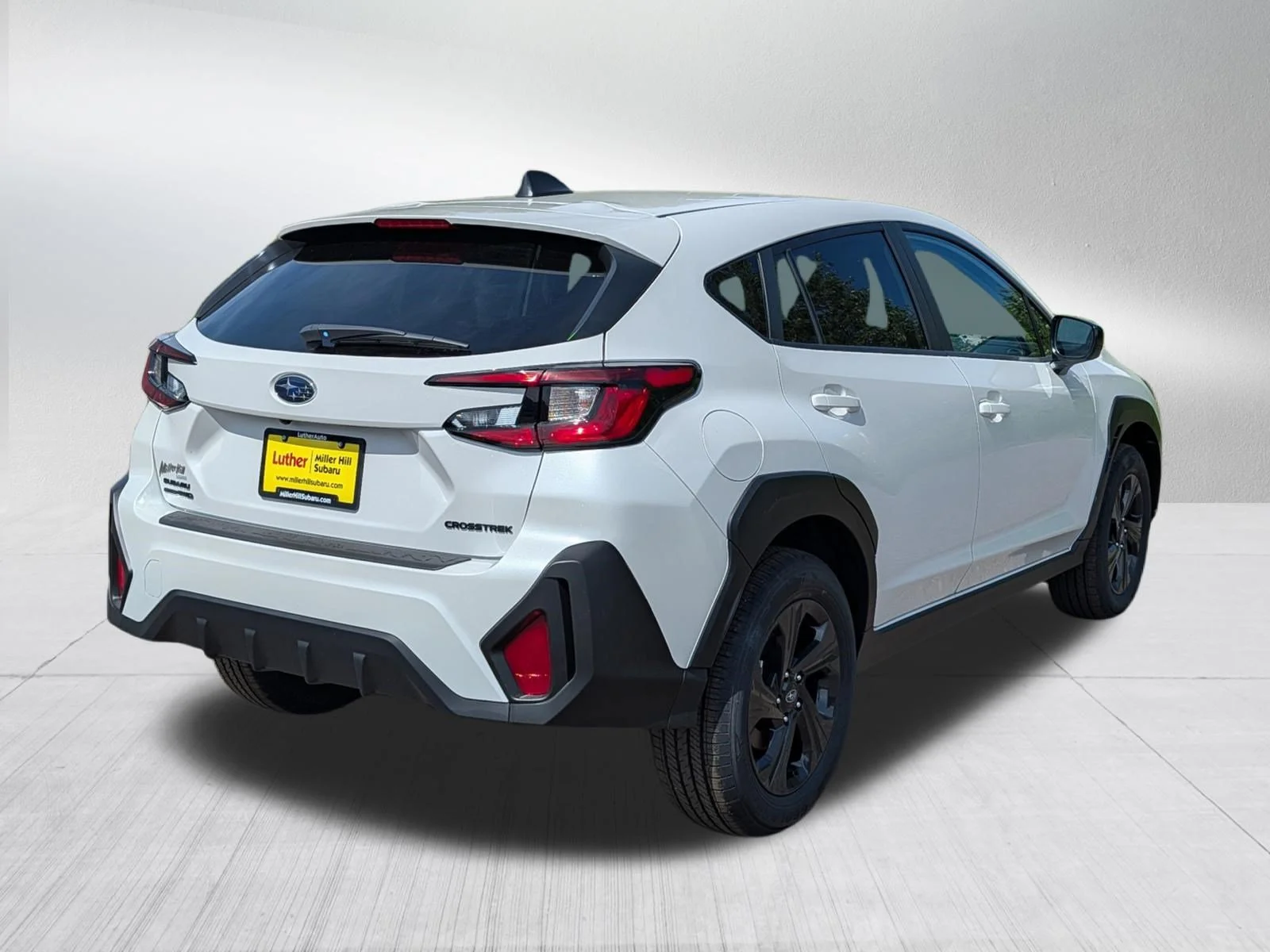 New 2026 CRYSTAL WHITE PEARL Subaru Base image 4