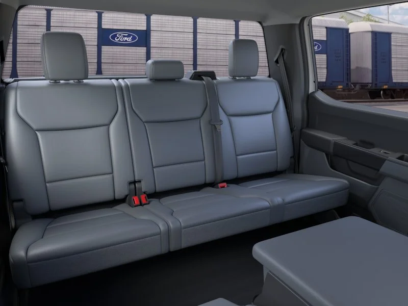 New 2026 Oxford White Ford XL image 11