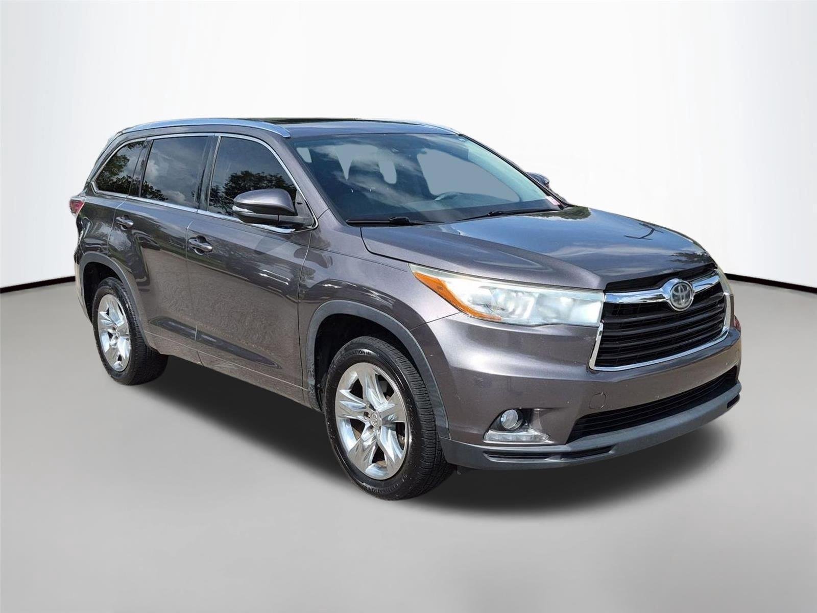 Used 2015 Predawn Gray Mica Toyota Limited image 4