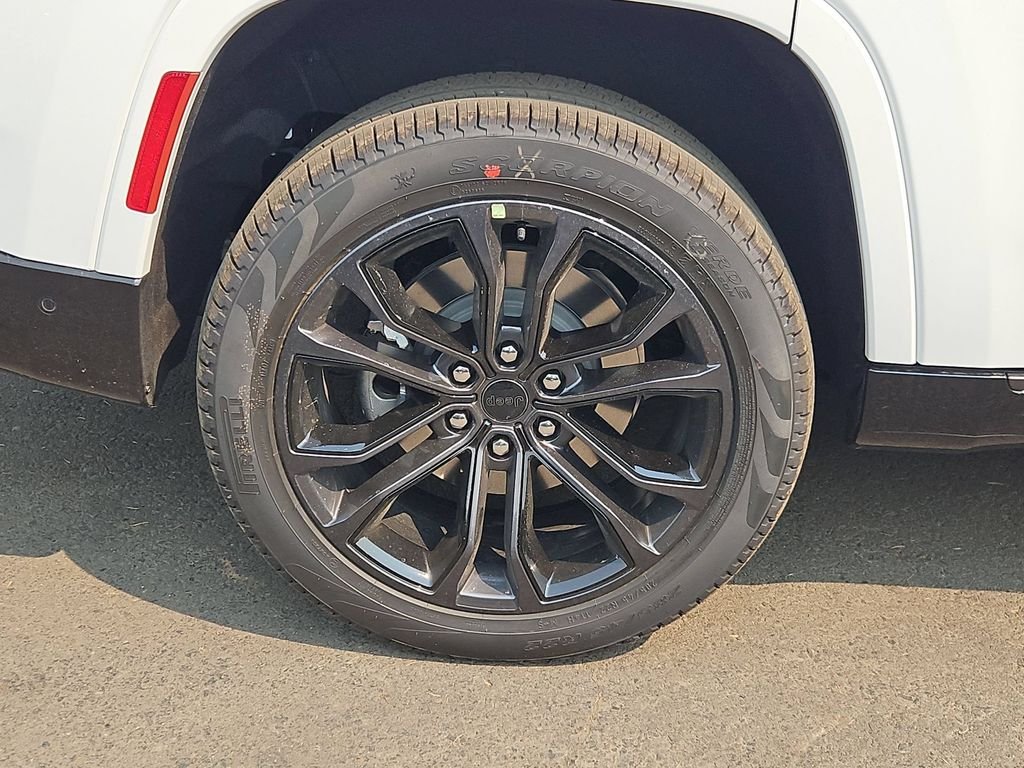 New 2026 Bright White Clearcoat Jeep Summit Obsidian image 9