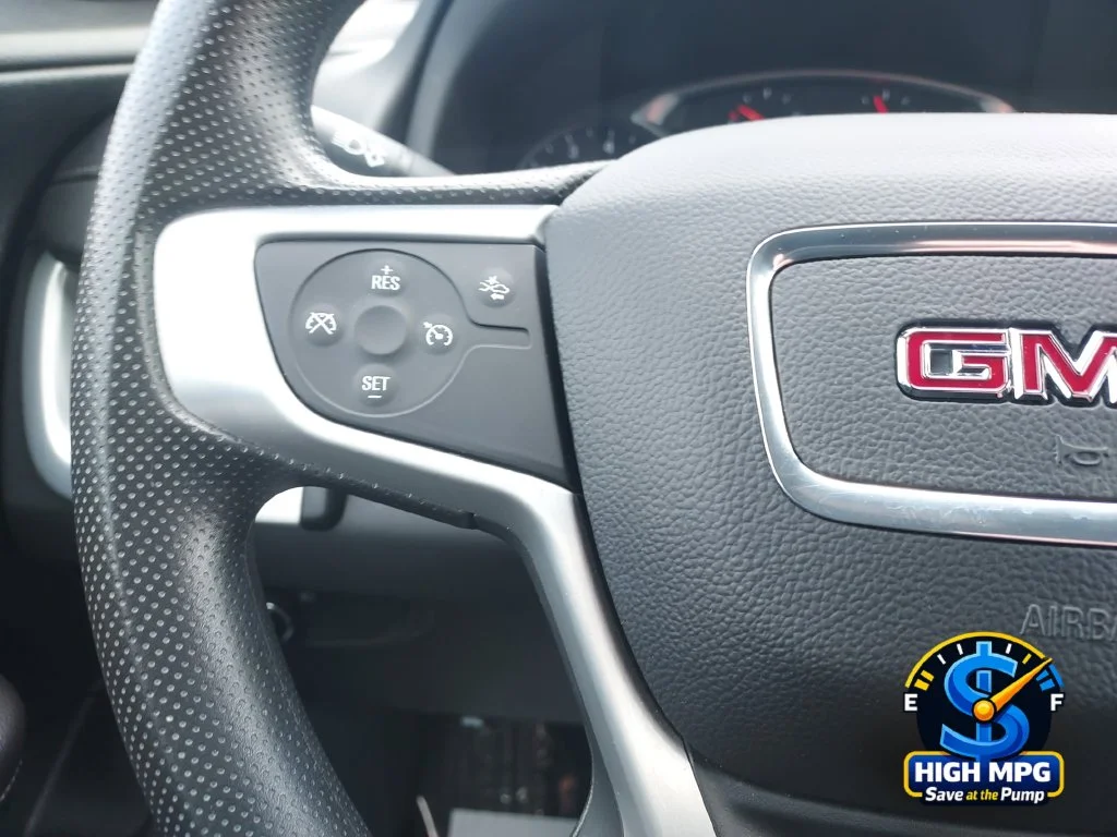 Used 2023 Silver GMC SLE image 18