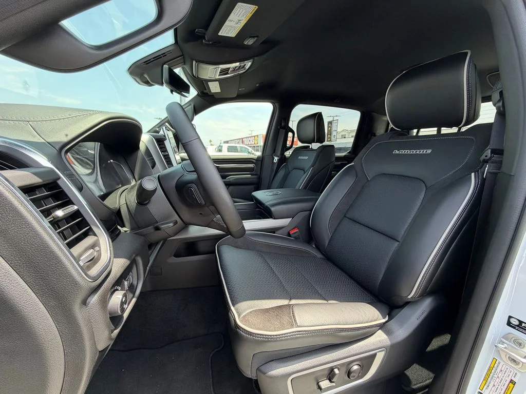 New 2025 Bright White Clear-Coat Exterior Paint RAM Laramie image 9