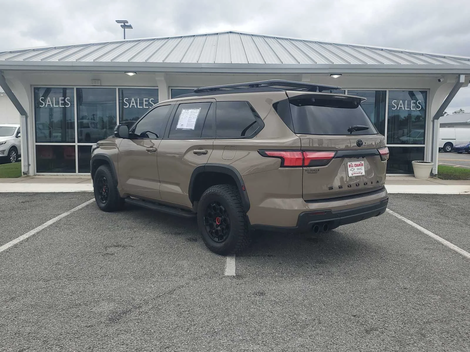 Used 2025  Toyota SR5 image 3