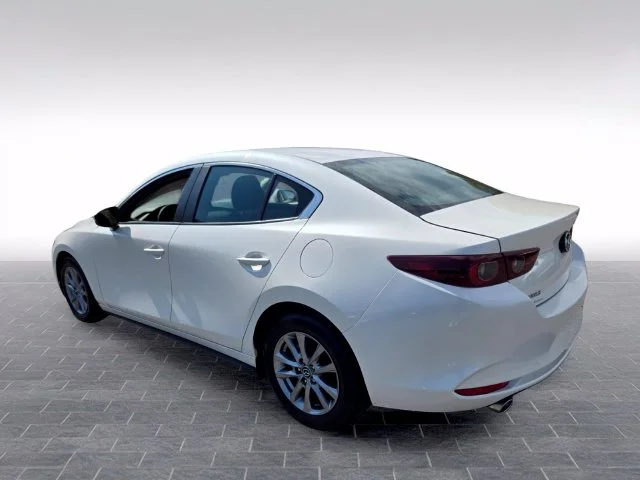 Used 2023 White Mazda 2.5 S image 5
