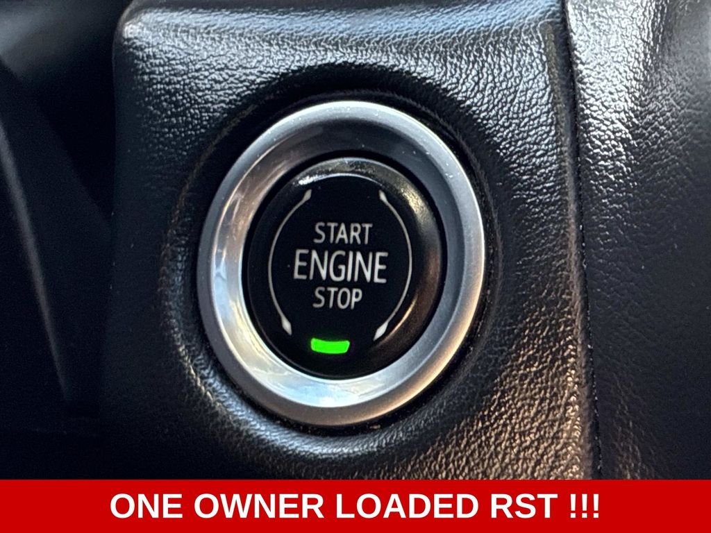 Used 2021 Black Chevrolet RST image 35