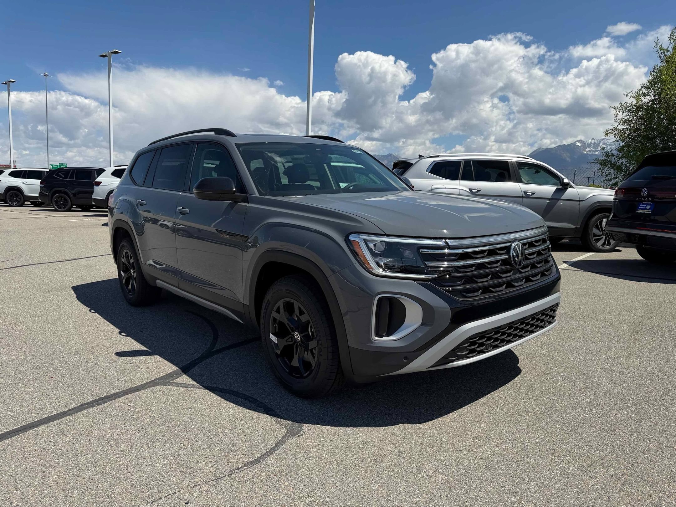 New 2026 Gray Volkswagen 2.0T Peak Edition image 10