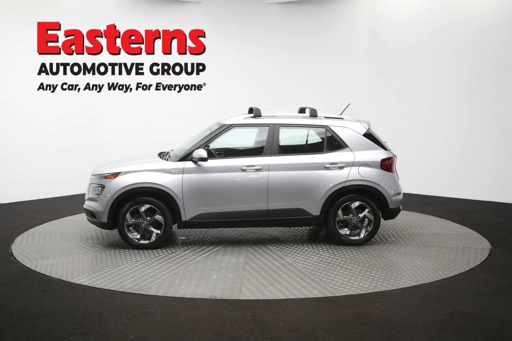 Used 2023 Silver Hyundai SEL image 62