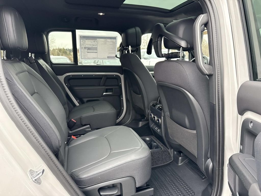 New 2026 Borasco Grey Land Rover X image 14