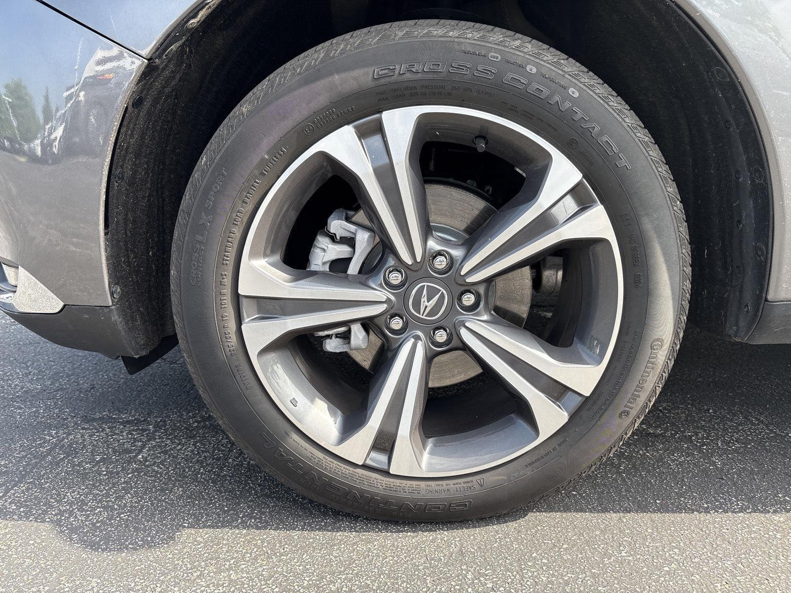 Used 2024 Liquid Carbon Metallic Acura w/Advance Package image 4