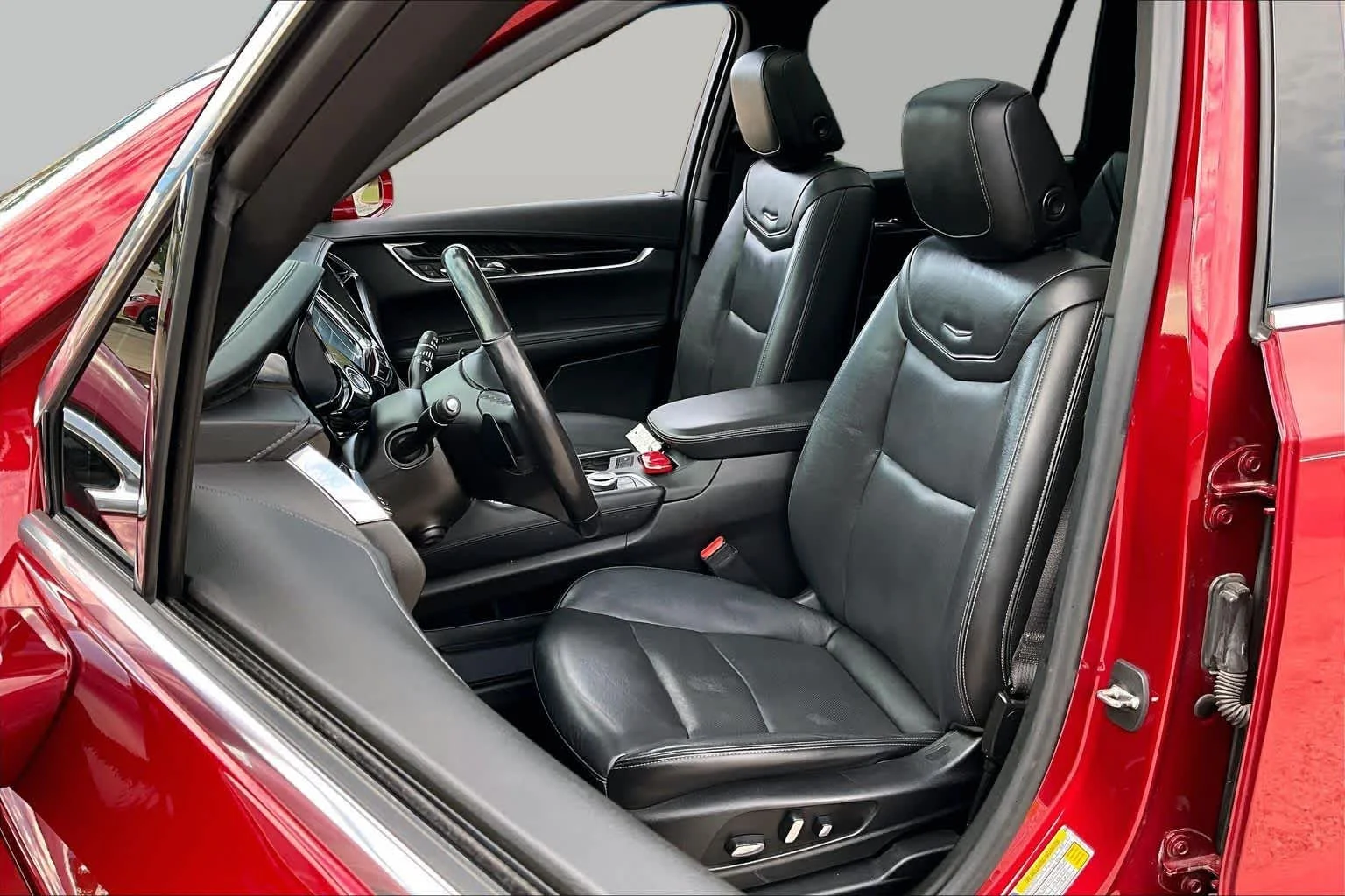 Used 2020 Red Horizon Tintcoat Cadillac FWD Premium Luxury image 8