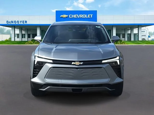 New 2025 Sterling Gray Metallic Chevrolet LT image 3