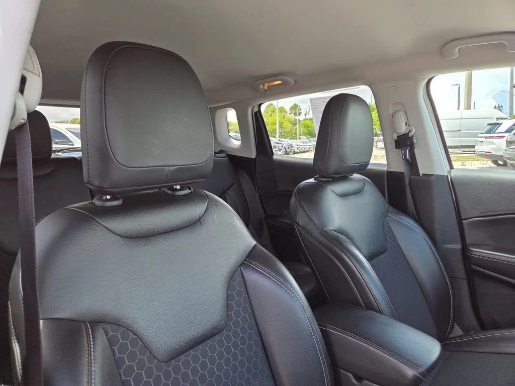 Used 2019 White Clearcoat Jeep Latitude image 16