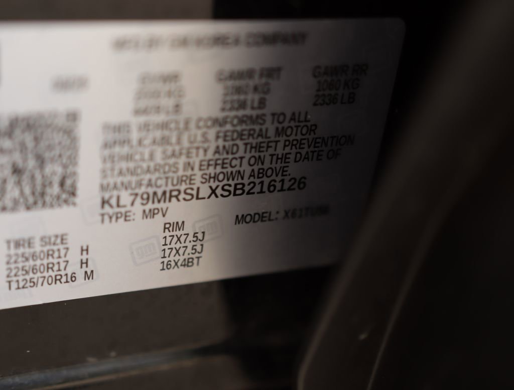 Used 2025 Mosaic Black Metallic Chevrolet LT image 34