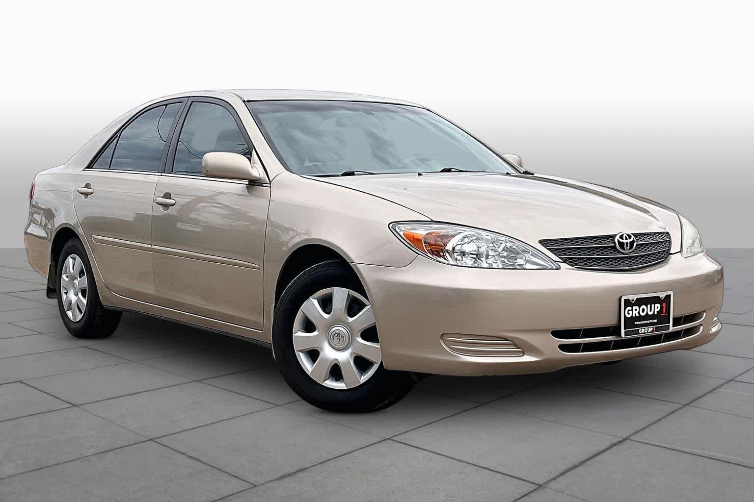 Used 2003 Desert Sand Mica Toyota LE image 2
