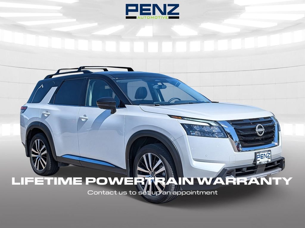 2025 Nissan Pathfinder Platinum 4WD's photo