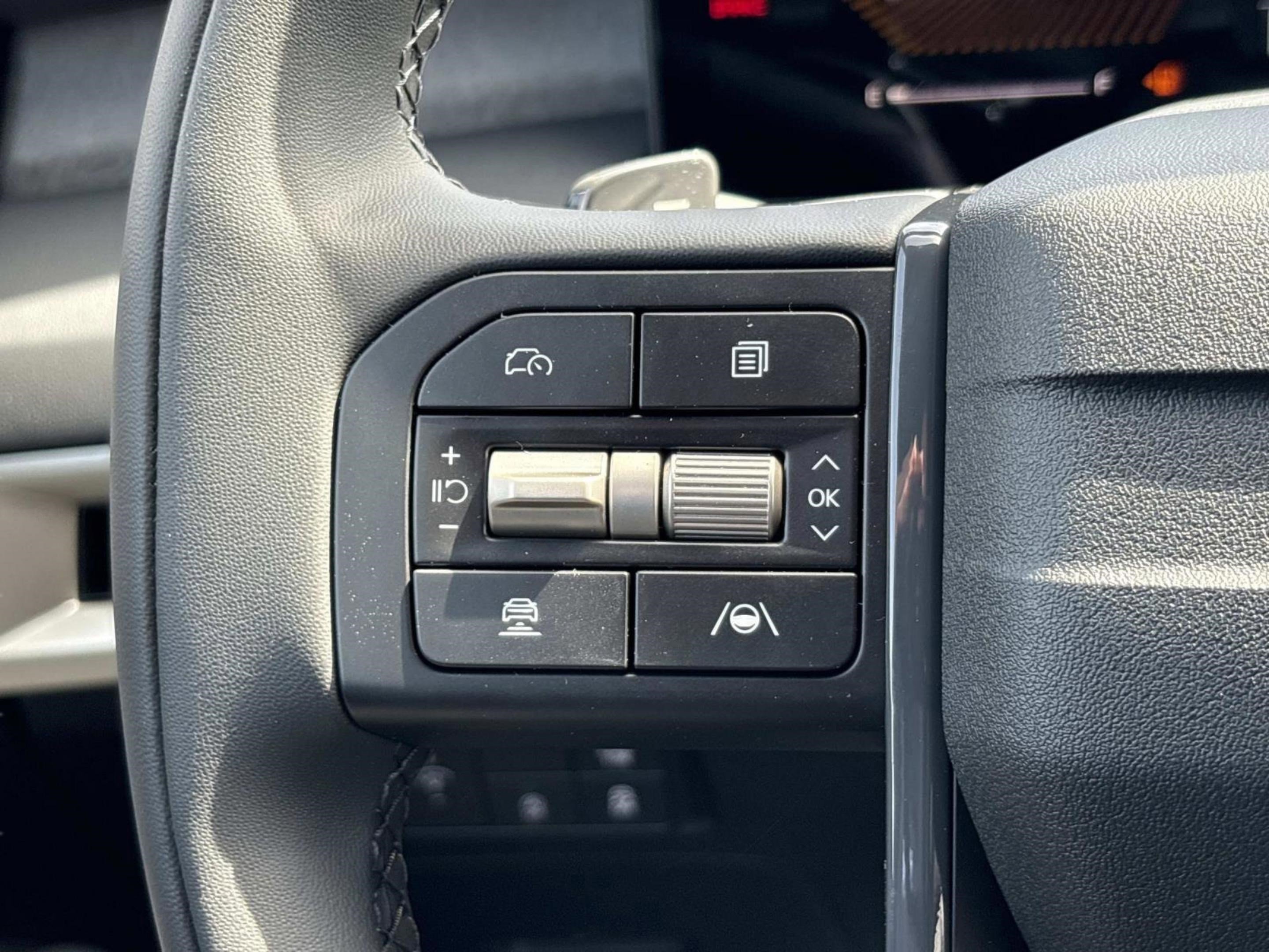 New 2027 Panthera Metal Kia LX image 23
