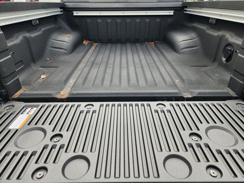 New 2026 Gun Metallic Nissan Crew Cab PRO-4X® image 32