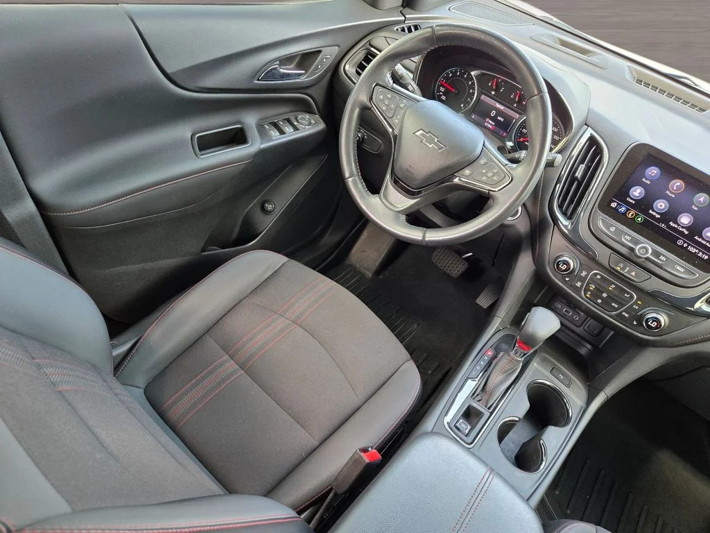 Used 2022 White Chevrolet RS image 15