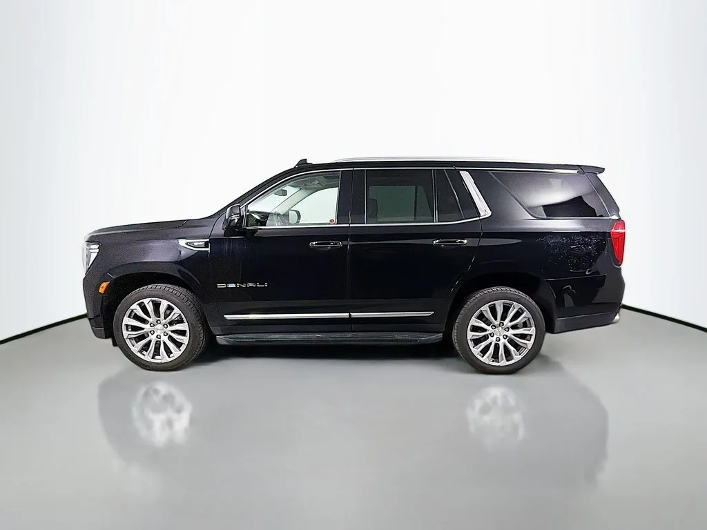 Used 2022 Black GMC Denali image 9