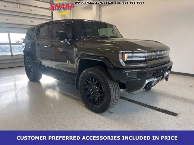 2026 GMC Hummer EV 2X SUV's photo