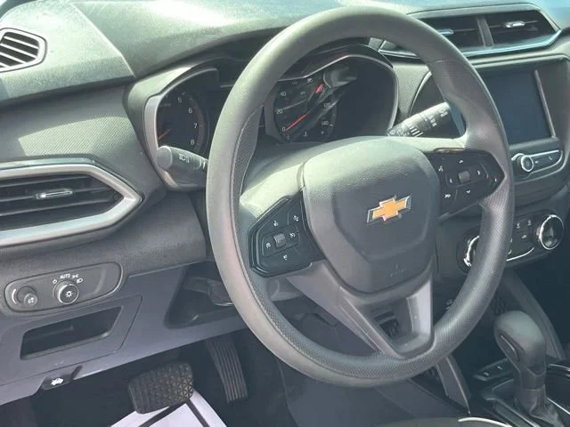 Used 2023 Summit White Chevrolet LS image 11