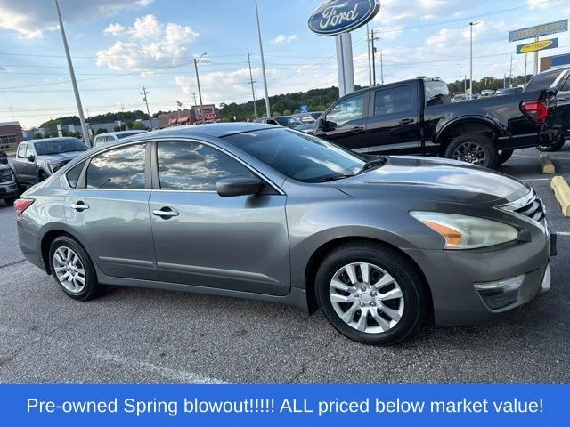 Used 2015 Gray Nissan 2.5 S image 9