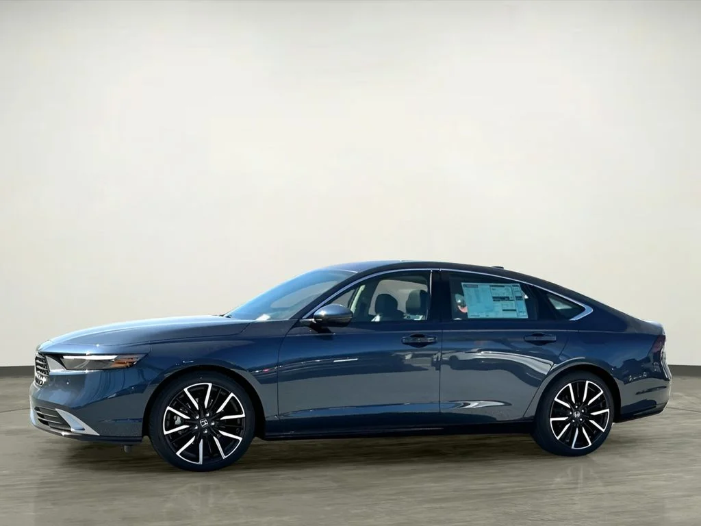Used 2026  Honda Touring image 2