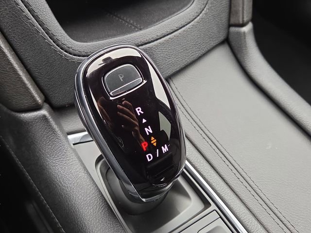 2025 Cadillac XT5 Premium Luxury - Photo 25