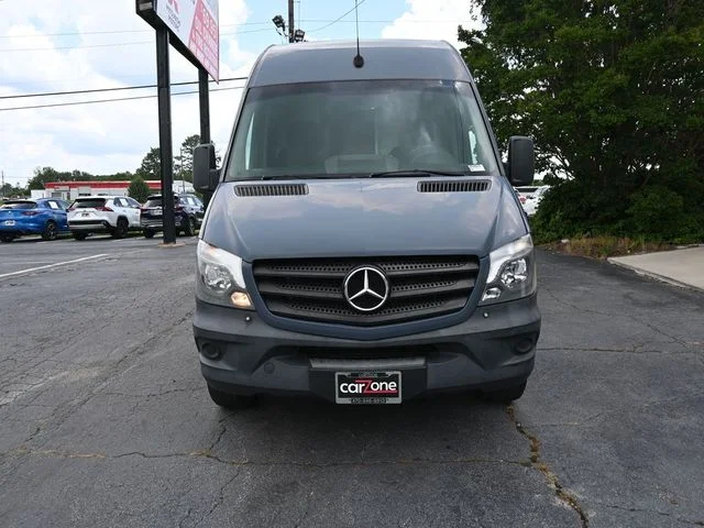 Used 2018 Gray Mercedes-Benz Cargo 144 WB image 21