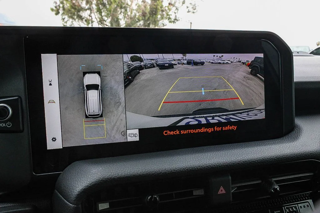 Used 2025  Toyota Base image 24
