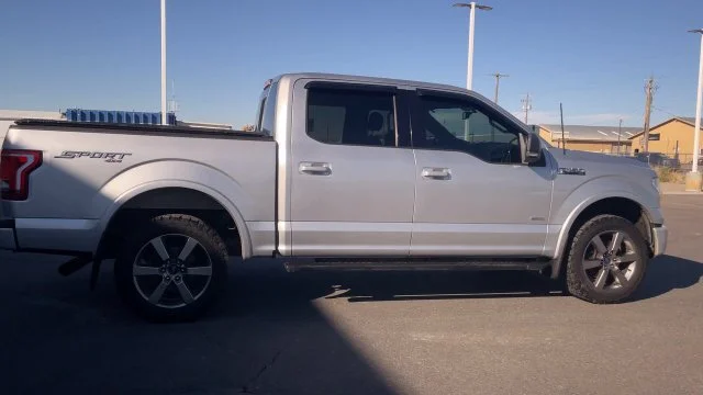 Used 2016 Silver Ford XLT image 2
