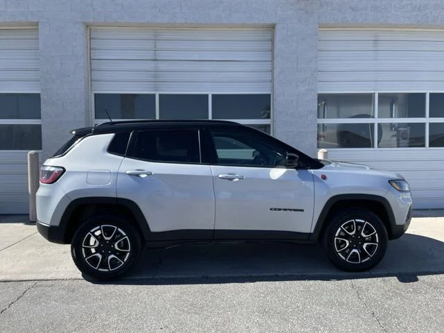 2024 Jeep Compass Trailhawk 4X4's photo