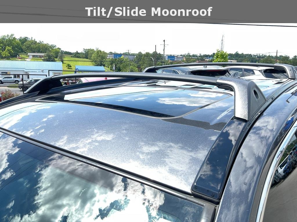 Used 2022 Magnetic Gray Metallic Toyota Hybrid XLE image 6